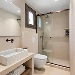 Villa Mythic