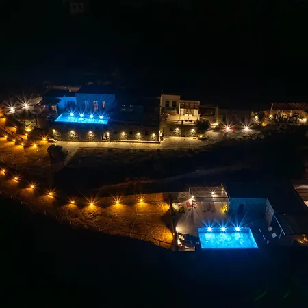 Villa Mythic
