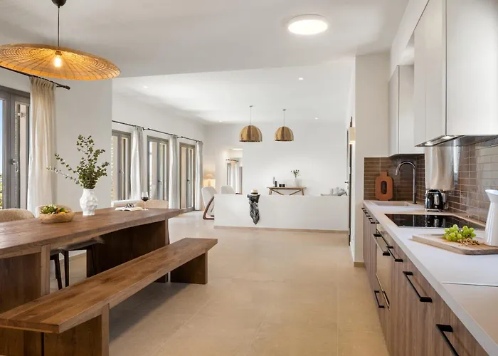 Mythic فيلة Exámbela